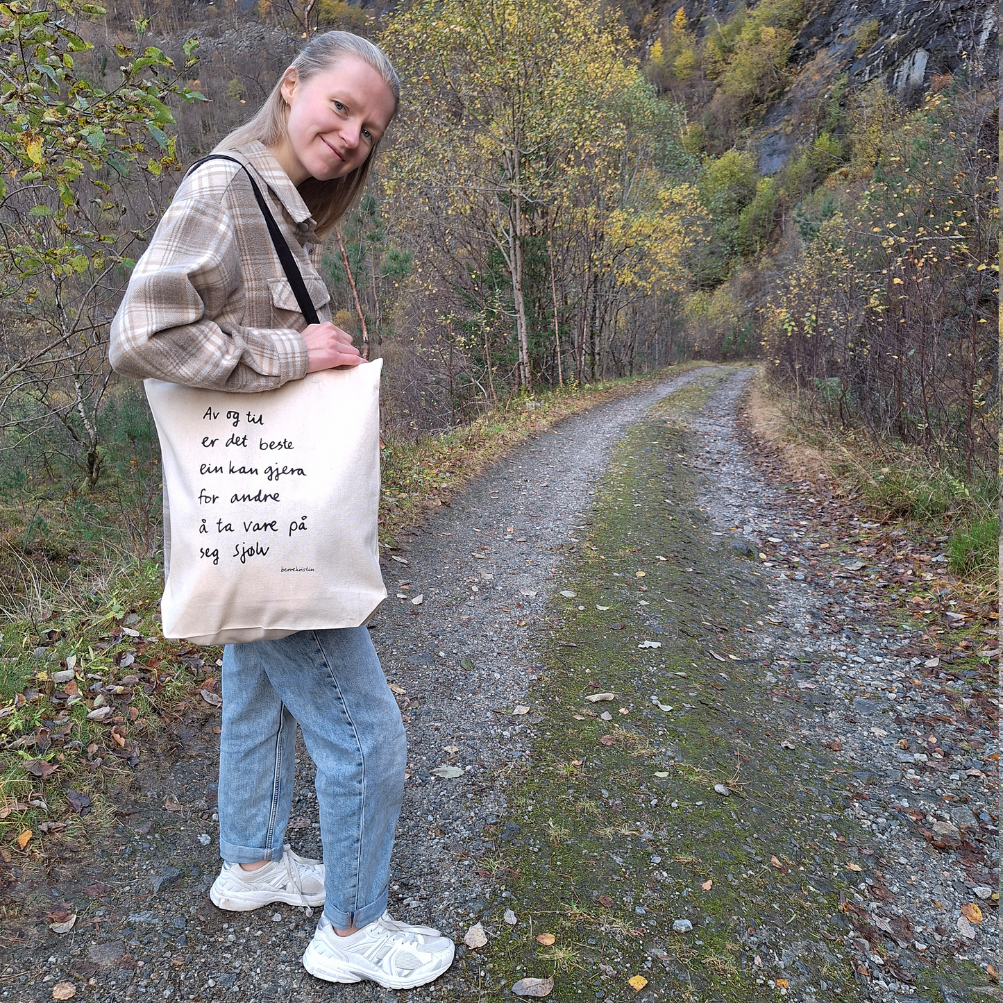 HANDLENETT MED DIKT | AV OG TIL